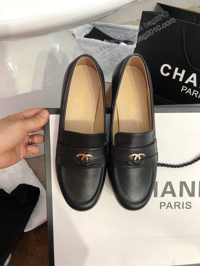 Chanel女鞋 香奈兒2020春夏頂級涼鞋系列 Chanel爆款休閒女單皮鞋  naq1305